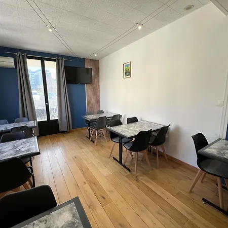 Brit Du Parc Centre-parking Gratuit Hotel Niort