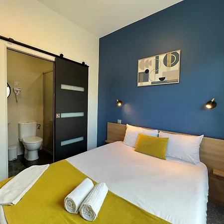فندق Brit Du Parc Centre-parking Gratuit 3*