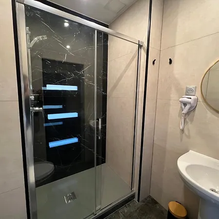 Brit Du Parc Hotel Niort