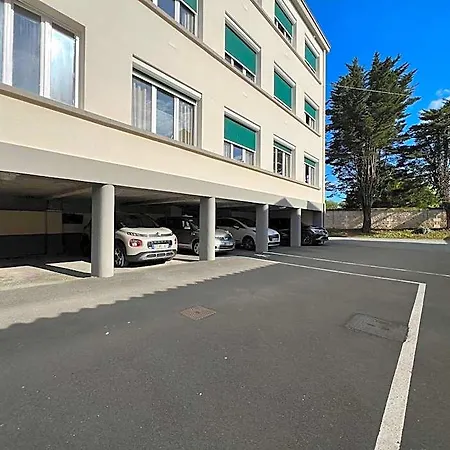 Brit Du Parc 3*