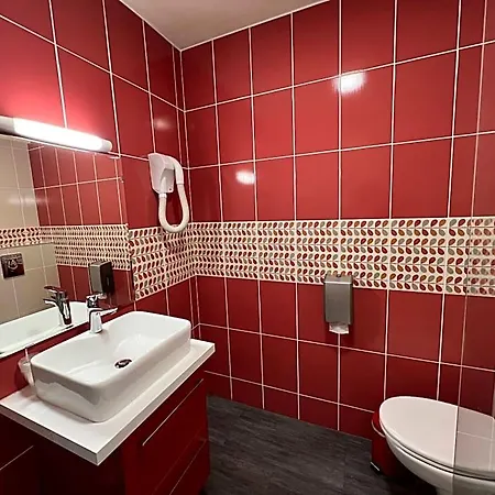 Brit Du Parc Hotel 3*