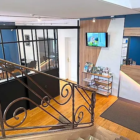 Brit Du Parc Hotel