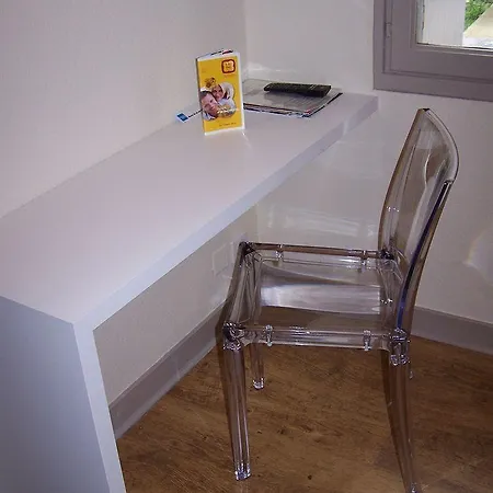 Hotel Brit Du Parc 3*