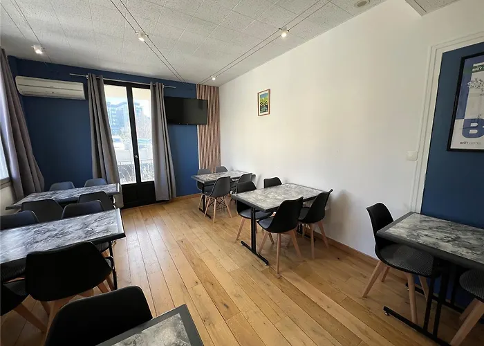 Brit Du Parc Centre-parking Gratuit 3* Niort